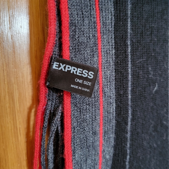 Express Wool Scarf - Picture 2 of 5